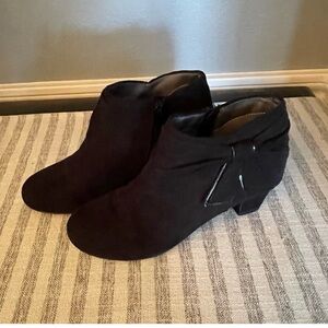 Wishful Park Black Kids Ankle Boots - Size: 3